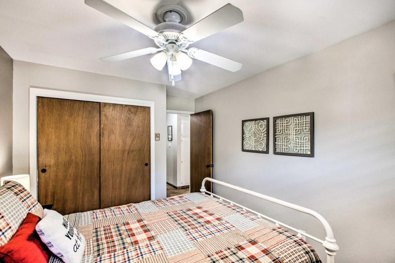 Main St Red River Ski Condo With Mountain View! エクステリア 写真